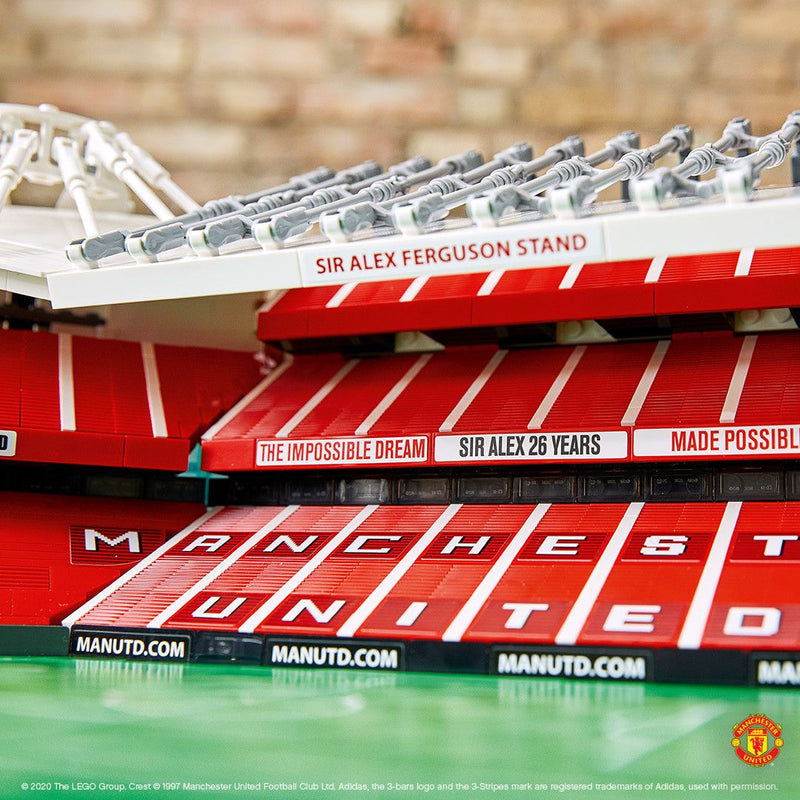 LEGO Manchester United Voetbal stadion 10272 Creator Expert