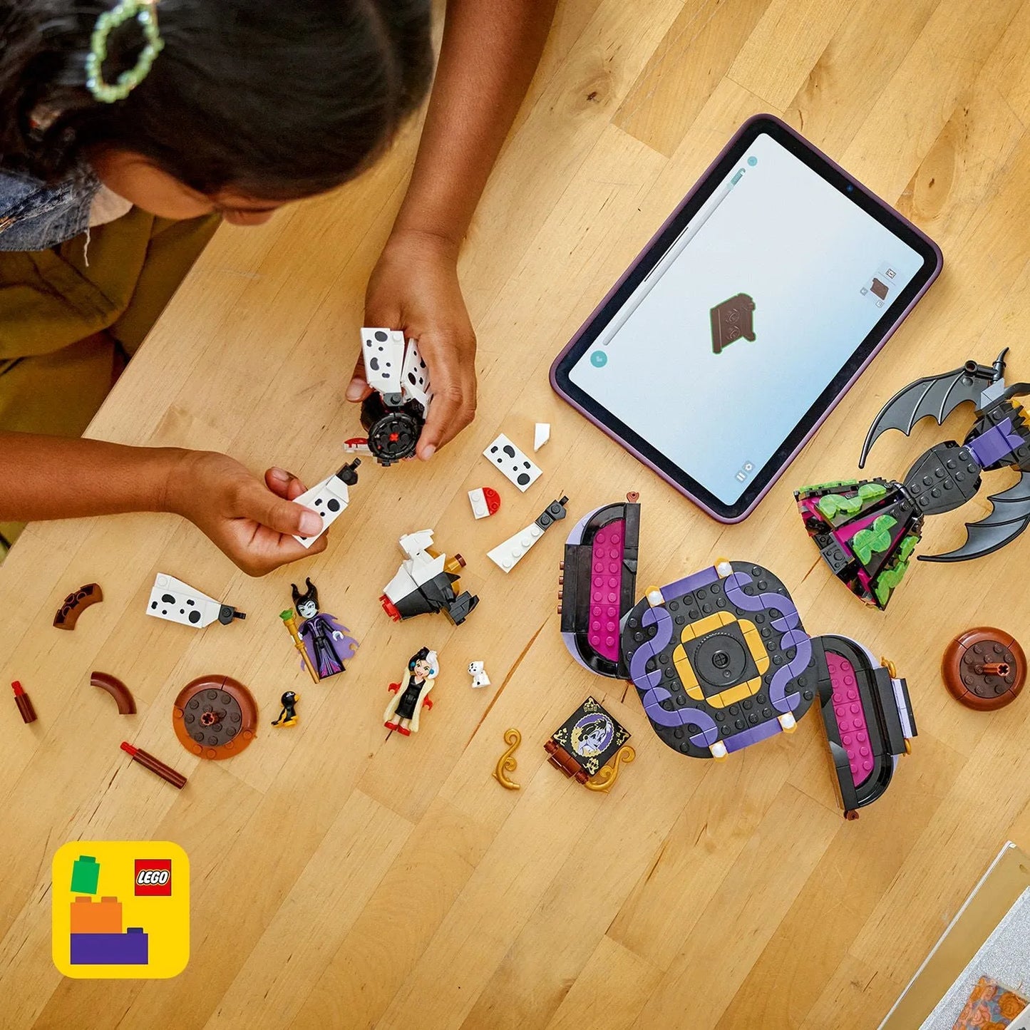LEGO De jurken van Maleficent en Cruella De Ville 43262 Disney