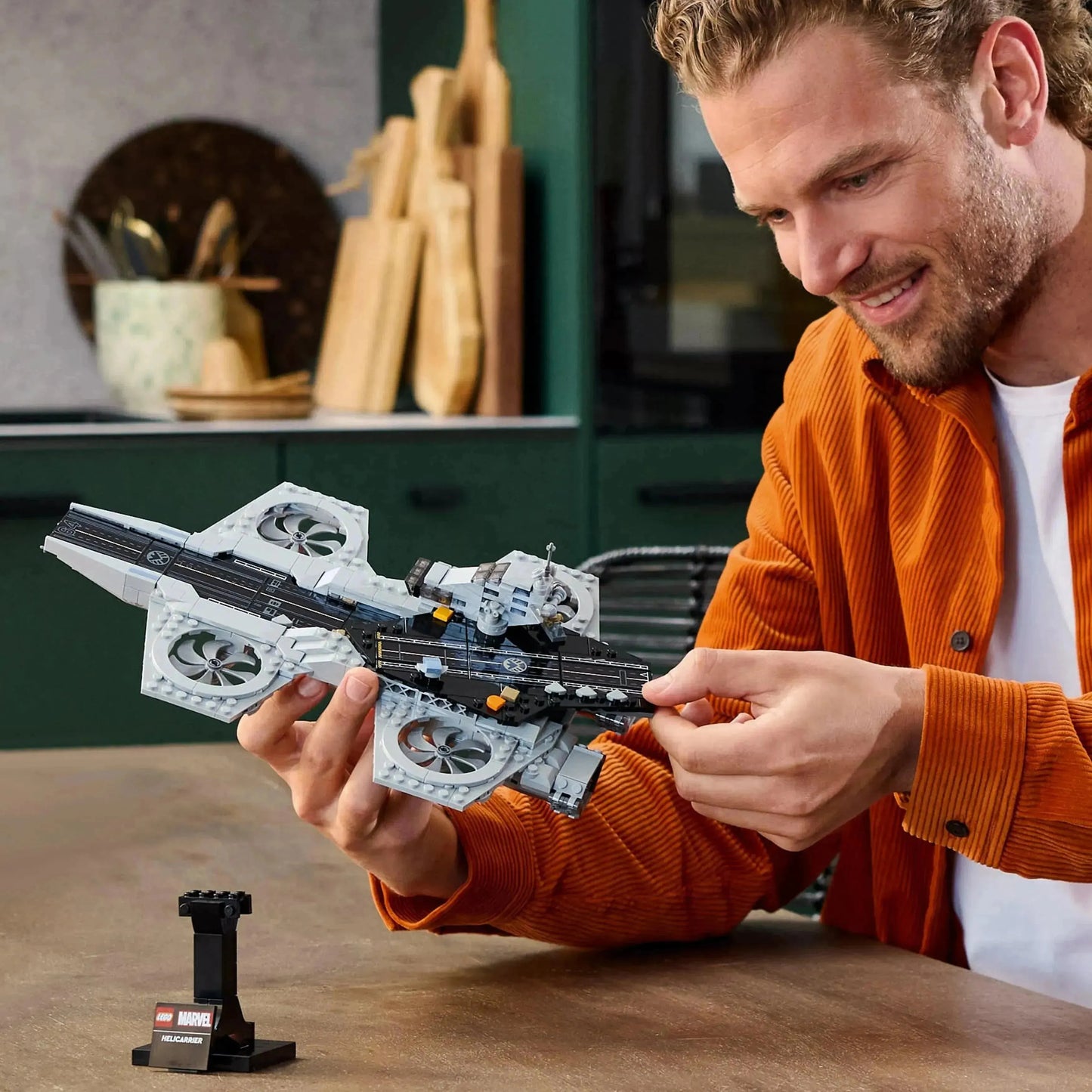 LEGO The Avengers Helicarrier 76295 Superhelden