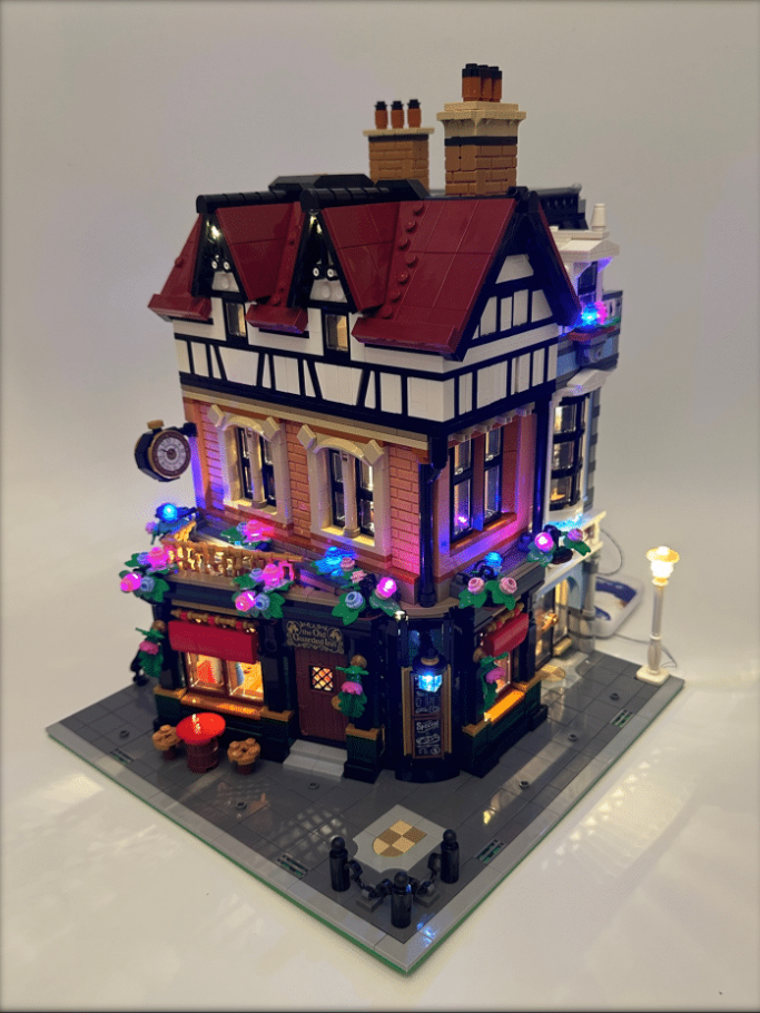 LEGO 10350 Hoekpand in tudorstijl verlichtingset
