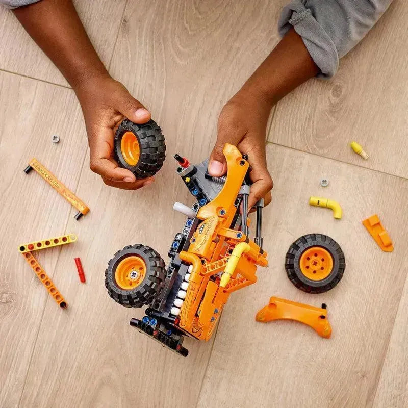LEGO Monster Jam Truck El Toro Loco 42135 Technic LEGO TECHNIC @ 2TTOYS | Official LEGO shop😊🥰 LEGO €. 19.99