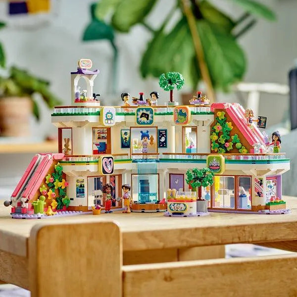 LEGO Heartlake City winkelcentrum 42604 friends LEGO FRIENDS @ 2TTOYS | Official LEGO shopšš„° LEGO ā¬. 99.98