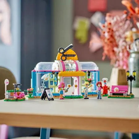 LEGO Kapper 41743 Friends LEGO FRIENDS @ 2TTOYS | Official LEGO shop😊🥰 LEGO €. 37.99