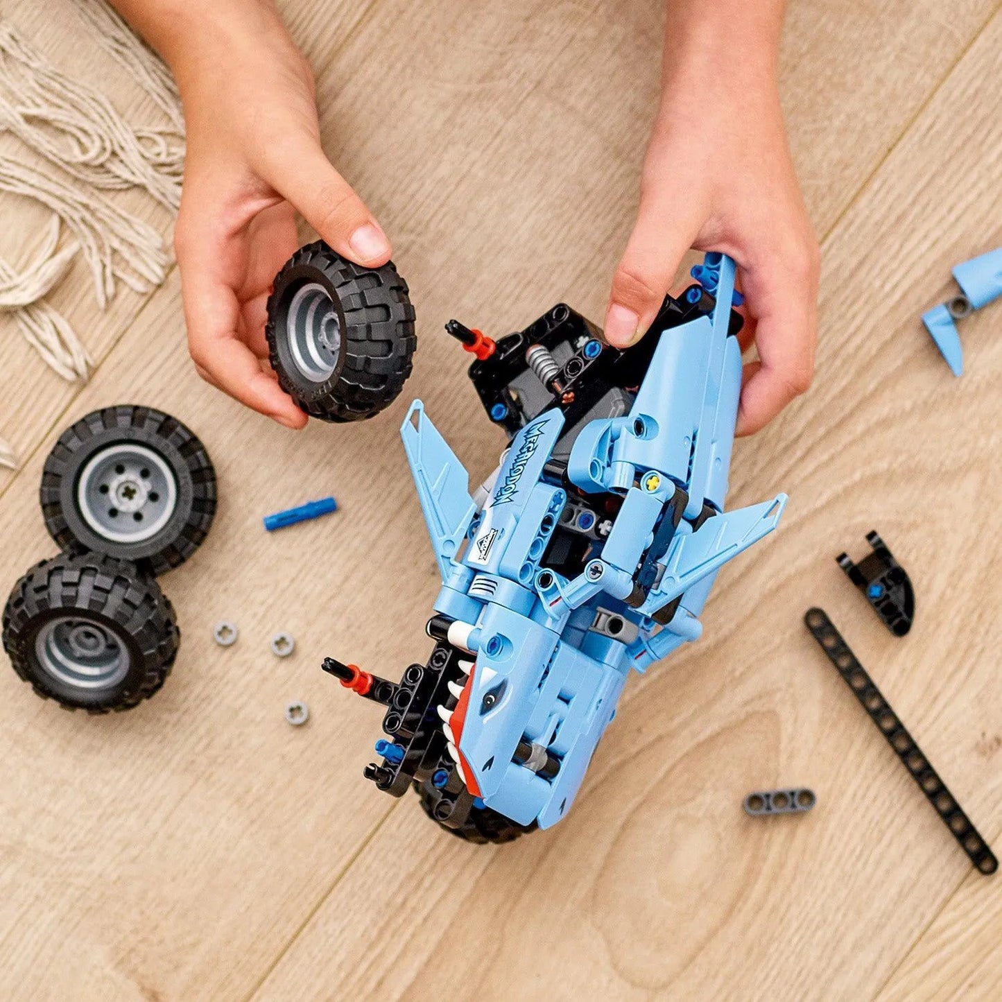 LEGO Monster Jam Truck Megalodon 42134 Technic LEGO TECHNIC @ 2TTOYS | Official LEGO shop😊🥰 LEGO €. 19.99