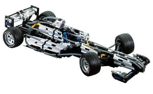 LEGO Silver Champion Formule 1 auto 8485 LEGO TECHNIC @ 2TTOYS | Official LEGO shopđđ„° LEGO âŹ. 169.99