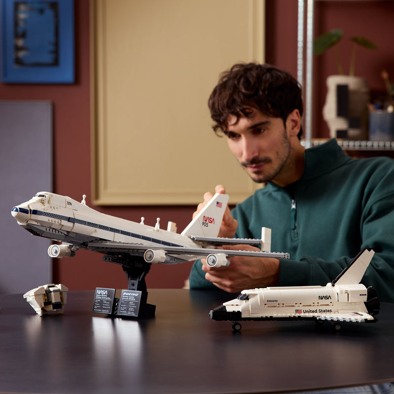 LEGO Shuttle Carrier Aircraft 10360 Icons (Augustus)