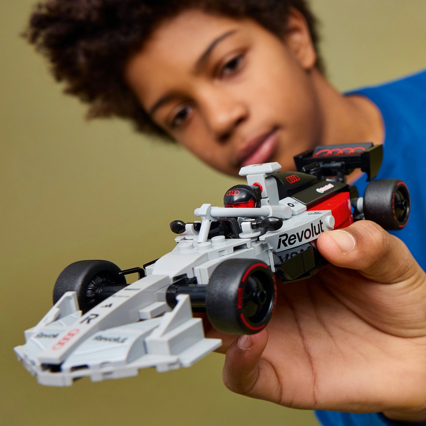 LEGO® Speed Champions Audi Revolut F1® Team R26 Race Car Toy Building Set with 1 Minifigure 77259