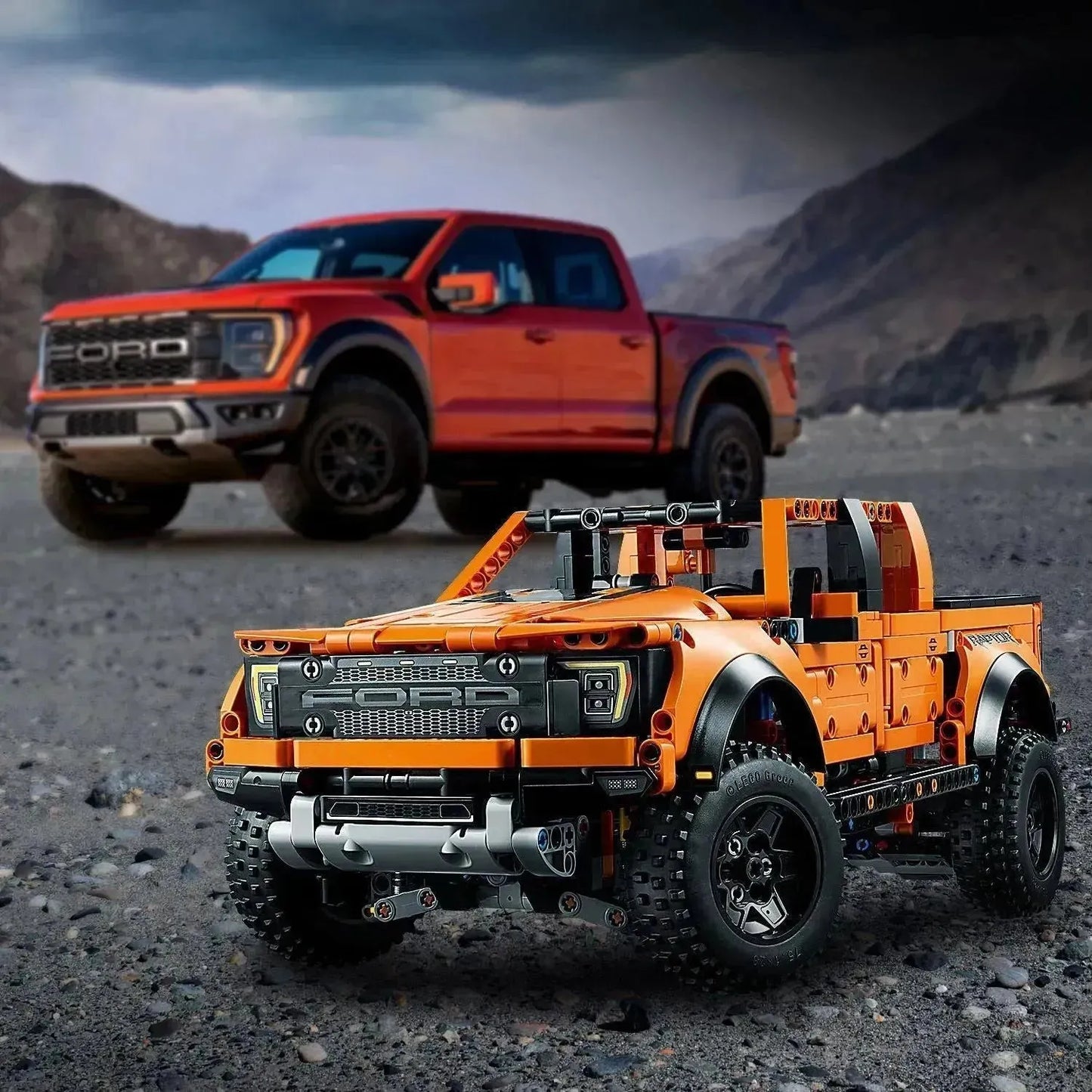 LEGO Ford Raptor F150 Pick Up Truck 42126 Technic