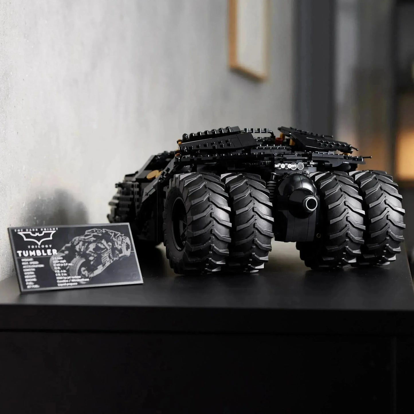 LEGO Batmobile Tumbler van Batman 76240 Batman