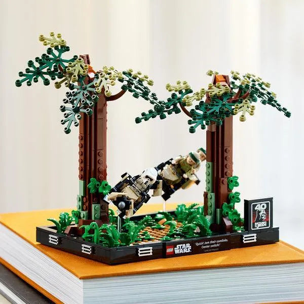 LEGO Endor Speeder Bike Chase Diorama 75353 StarWars LEGO STARWARS @ 2TTOYS | Official LEGO shop😊🥰 LEGO €. 67.48